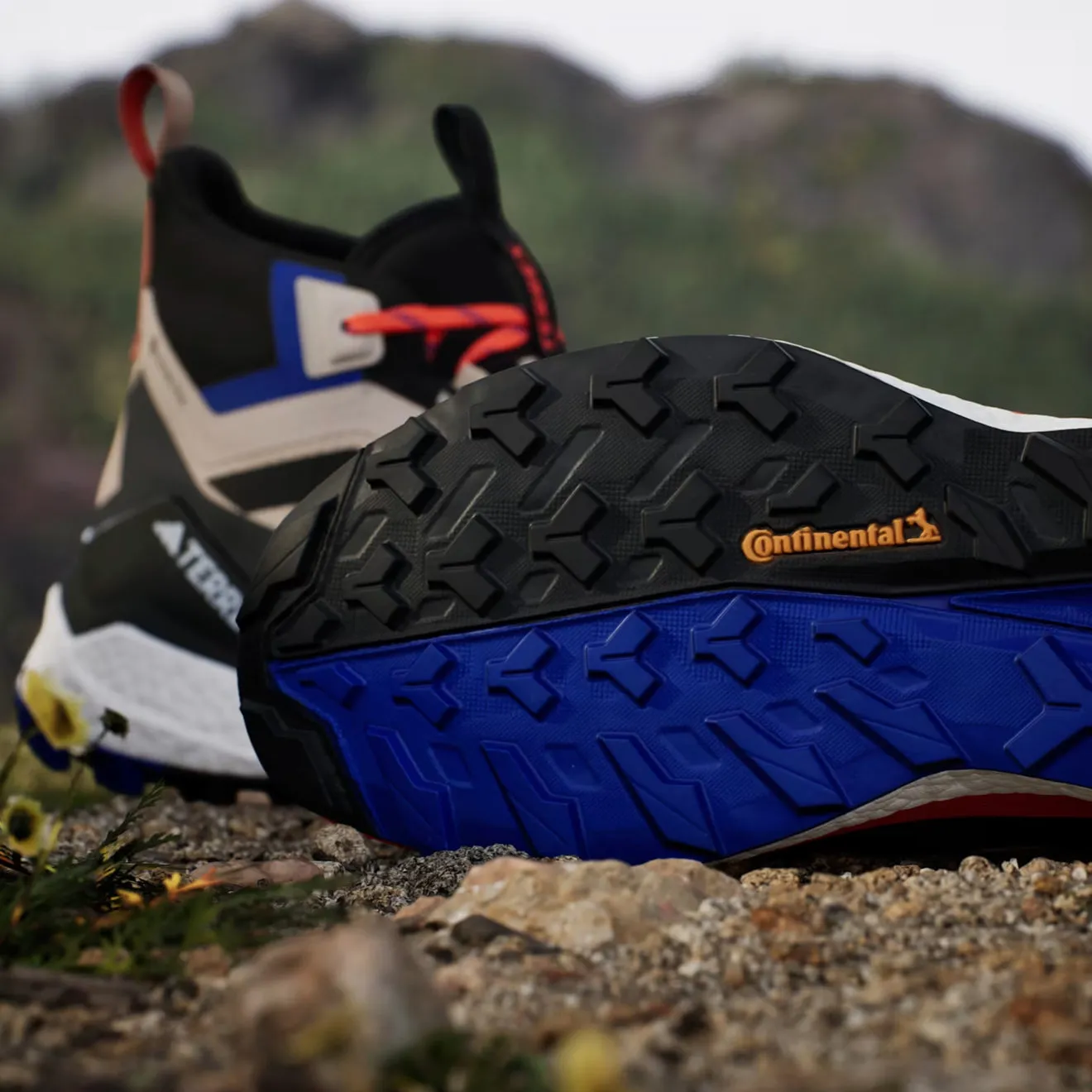 Adidas Terrex Free Hiker 2 Wonder Beige / Core Black / Semi Impact Orange