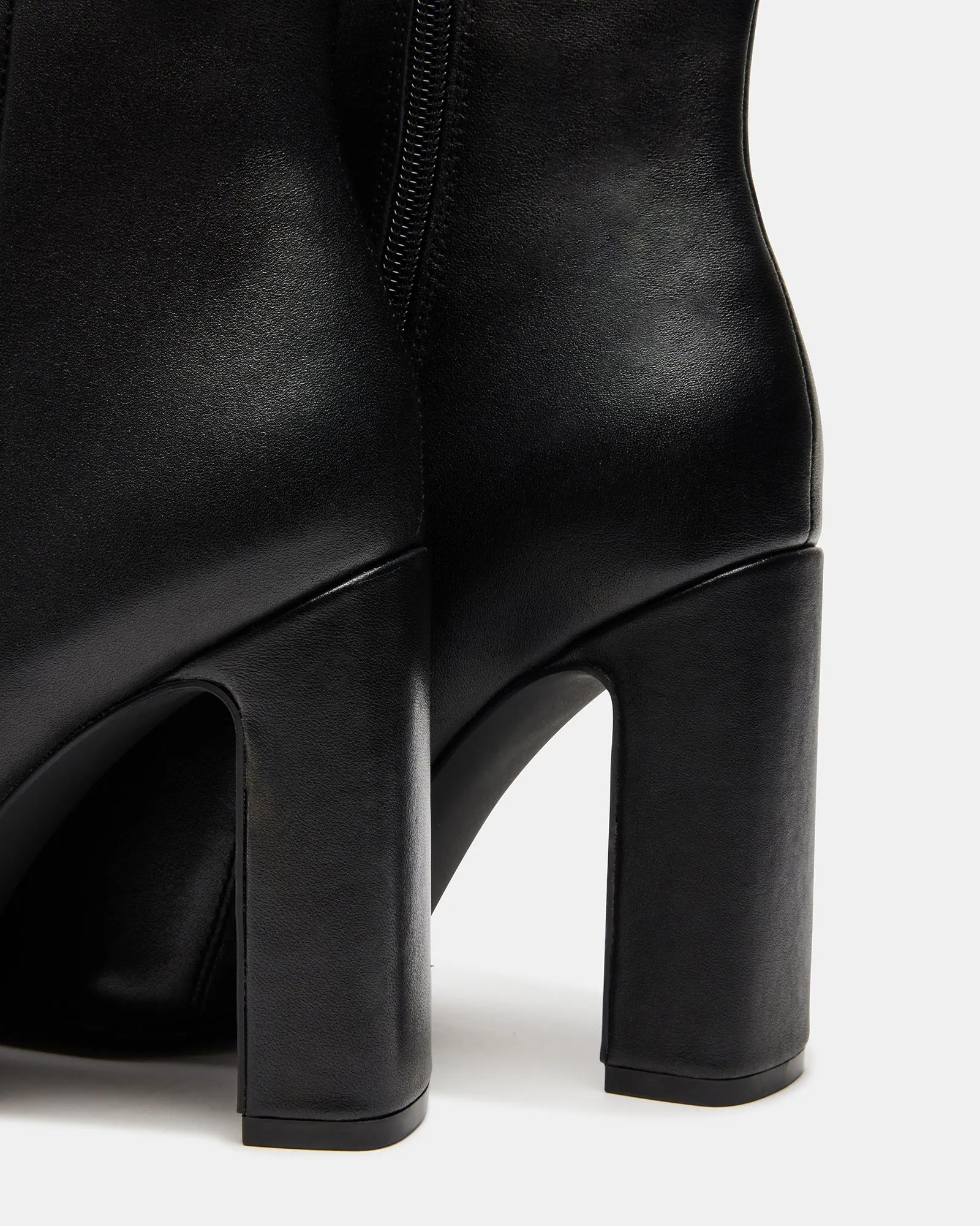 ALLISON BLACK LEATHER - SM REBOOTED
