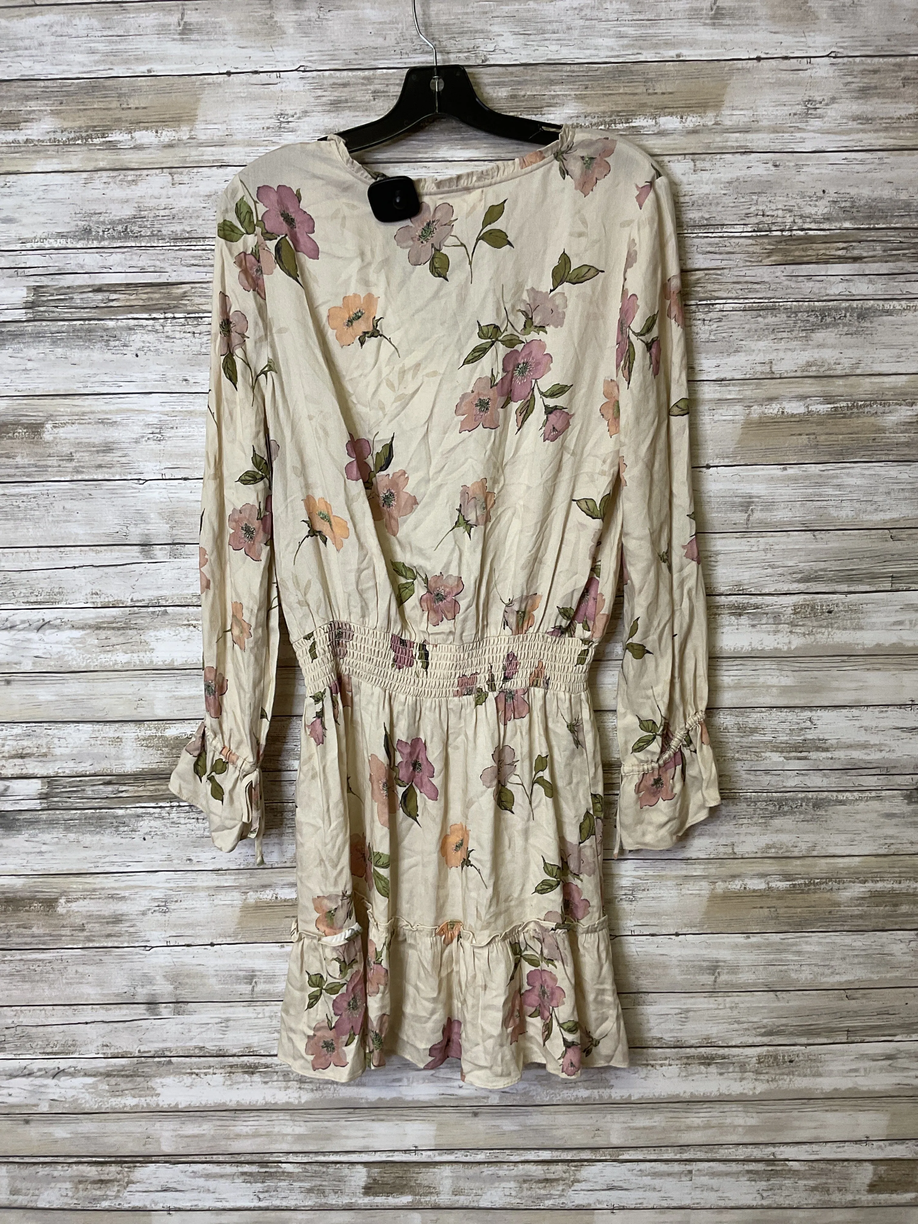 Dress Casual Short By Cmb In Beige, Size:L