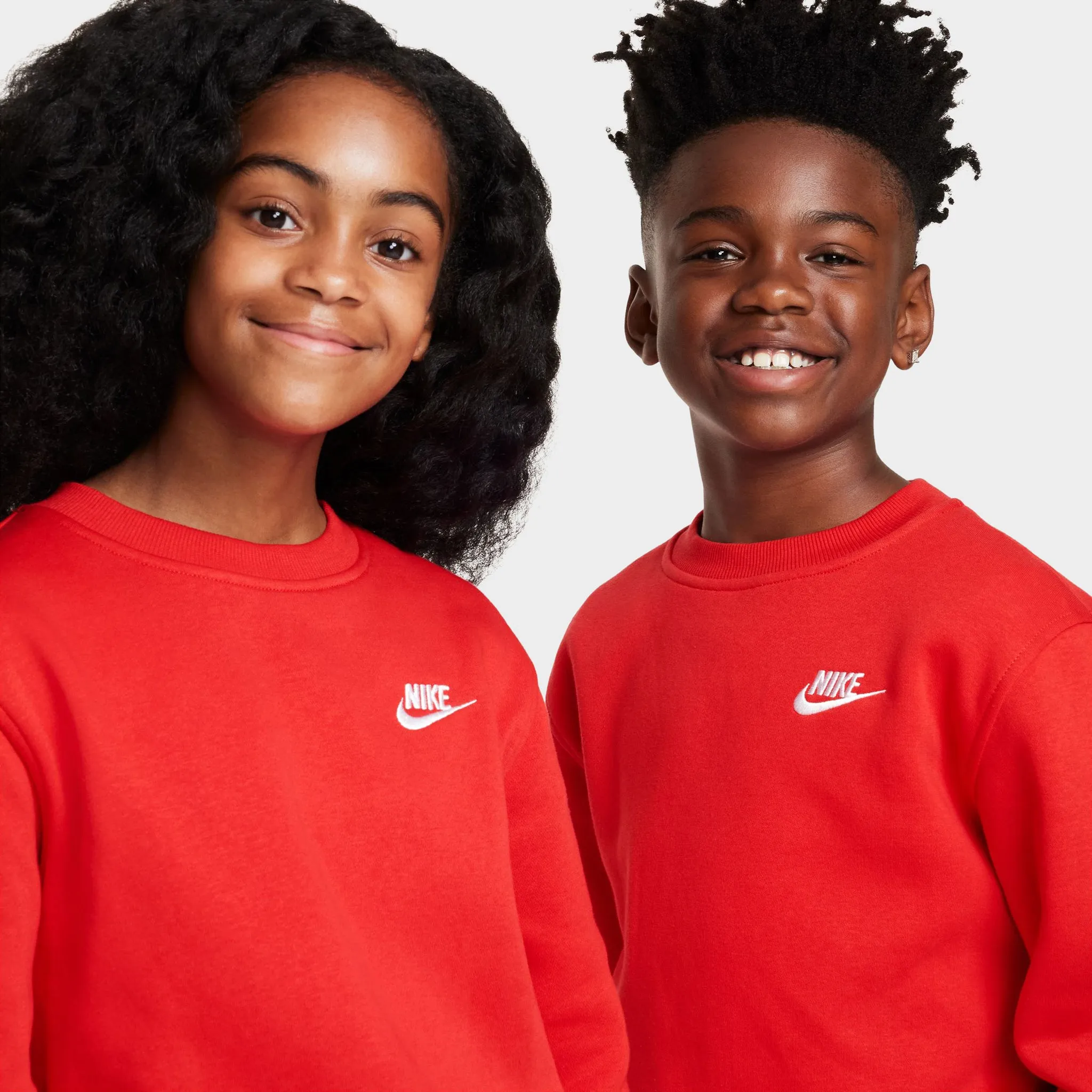 Nike Juniors' Club Fleece Crewneck / University Red