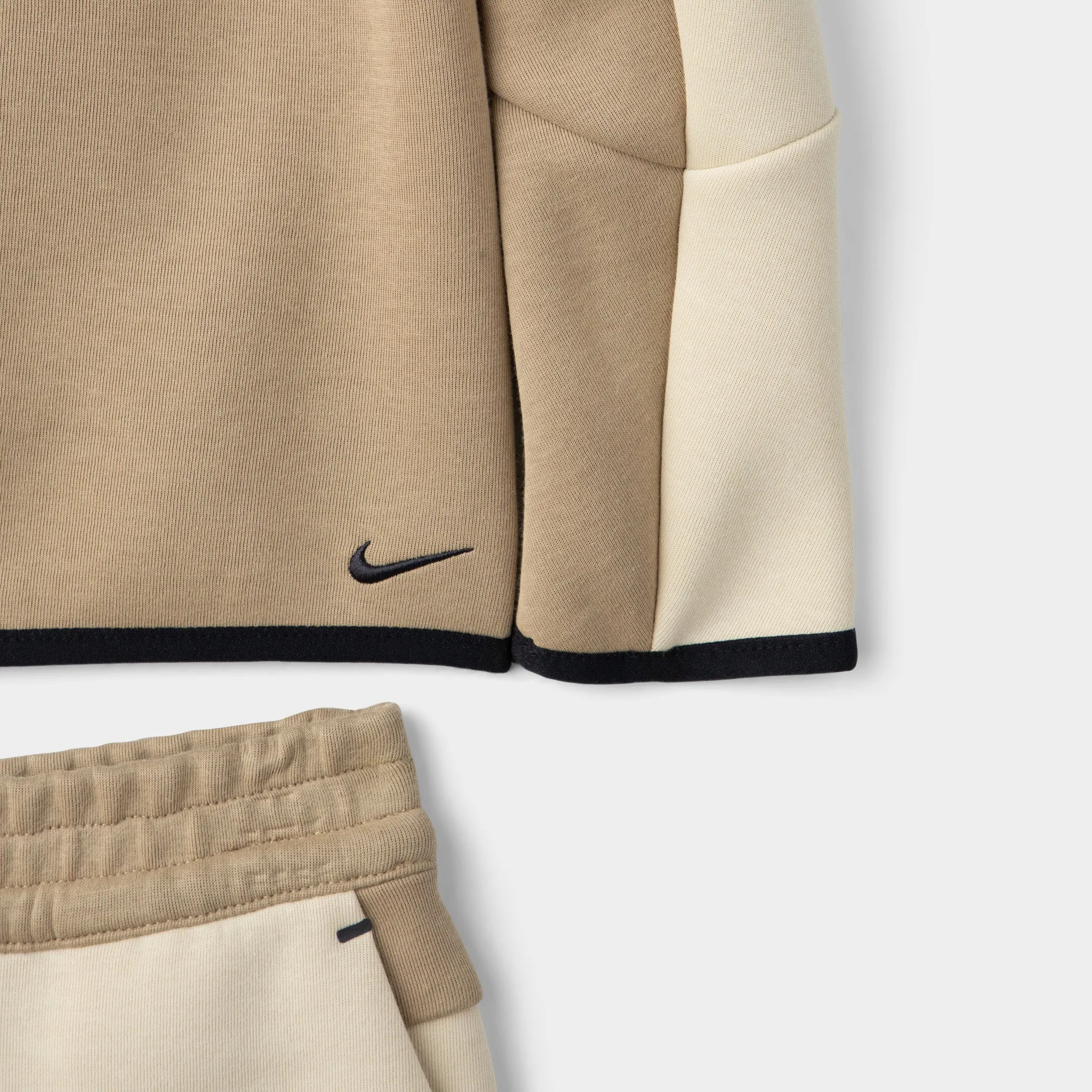 Nike Sportswear Children's Tech Fleece Full Zip Hoodie Set / Light Khaki