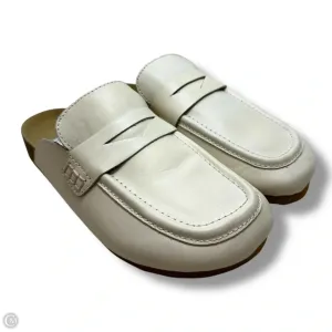 Shoes Flats By Matisse In White, Size: 7