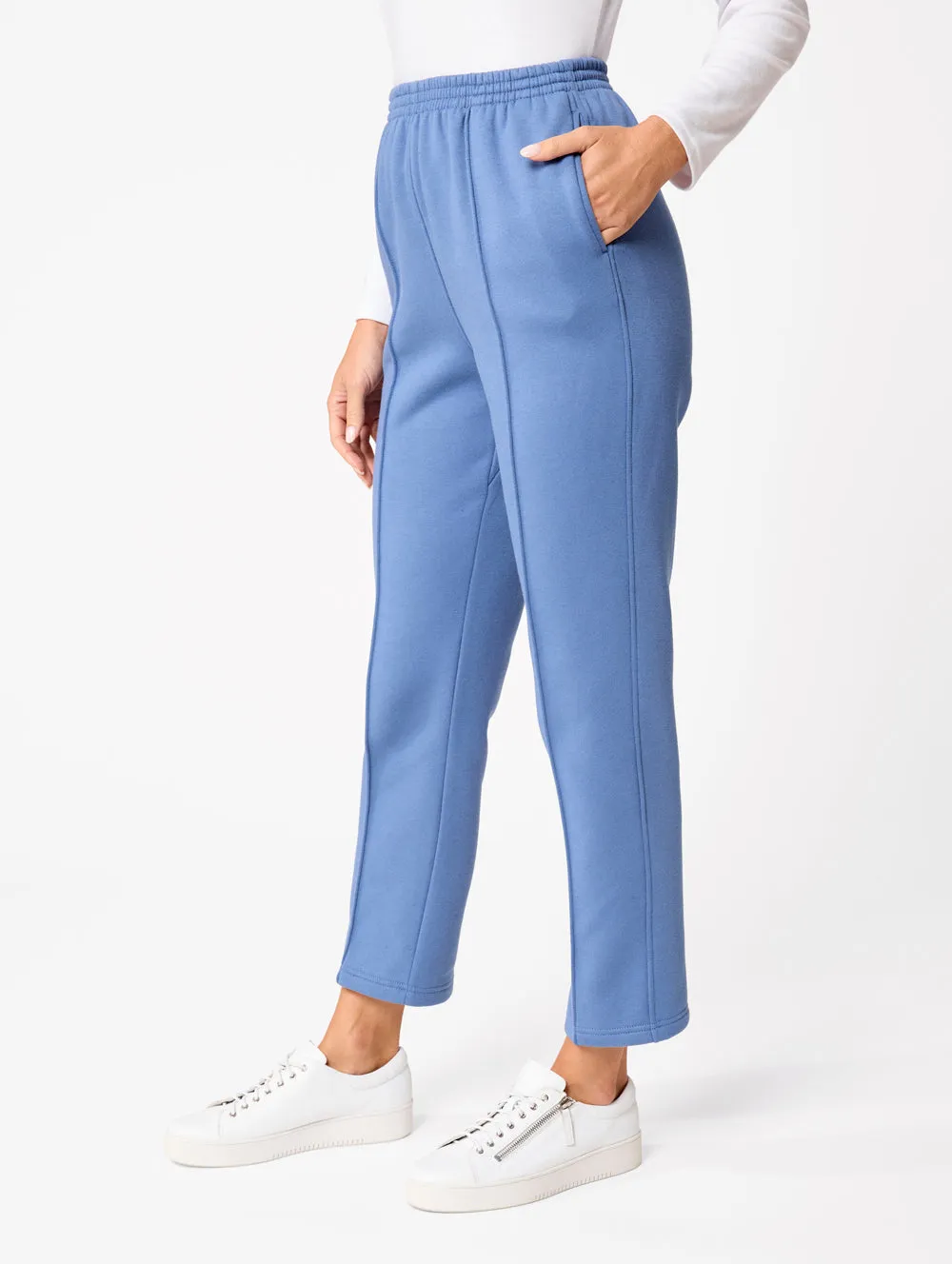 Snowy Mt Fleece Short Pant