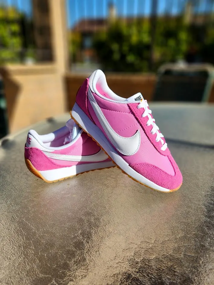 W Nike Pacific