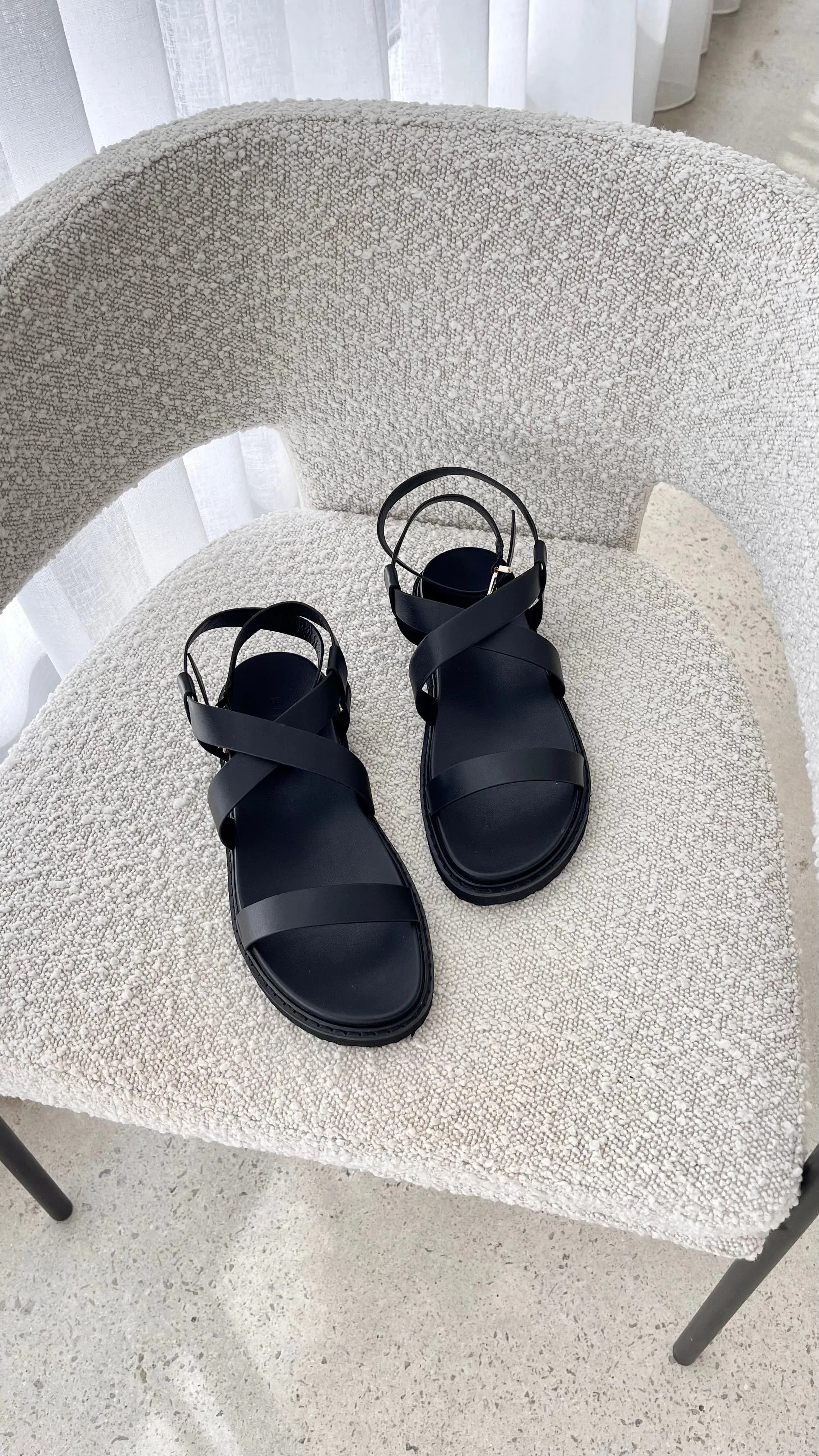 Zoelie Sandal - Black